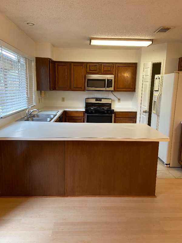Building Photo - 3027 Granite Lake Dr