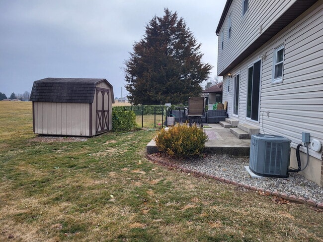 Building Photo - 610 Cricket Ln