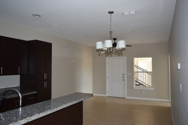 Open Concept - 901 E Redbud Ave