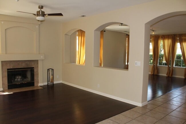 Building Photo - 1279 Amalfi Common