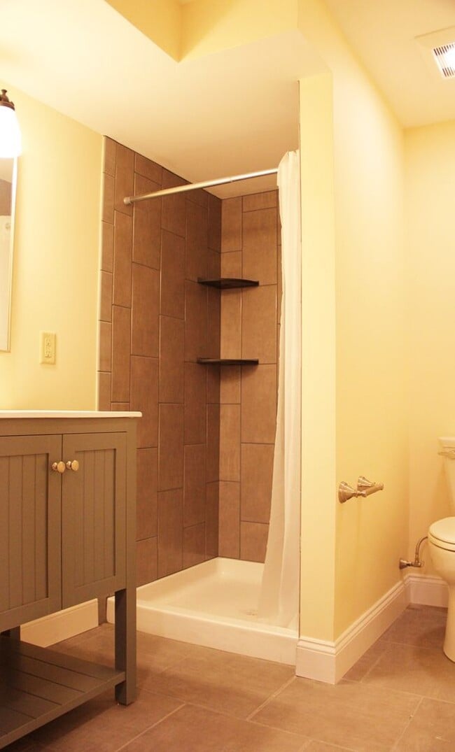 Photo - 160 North St Apartment