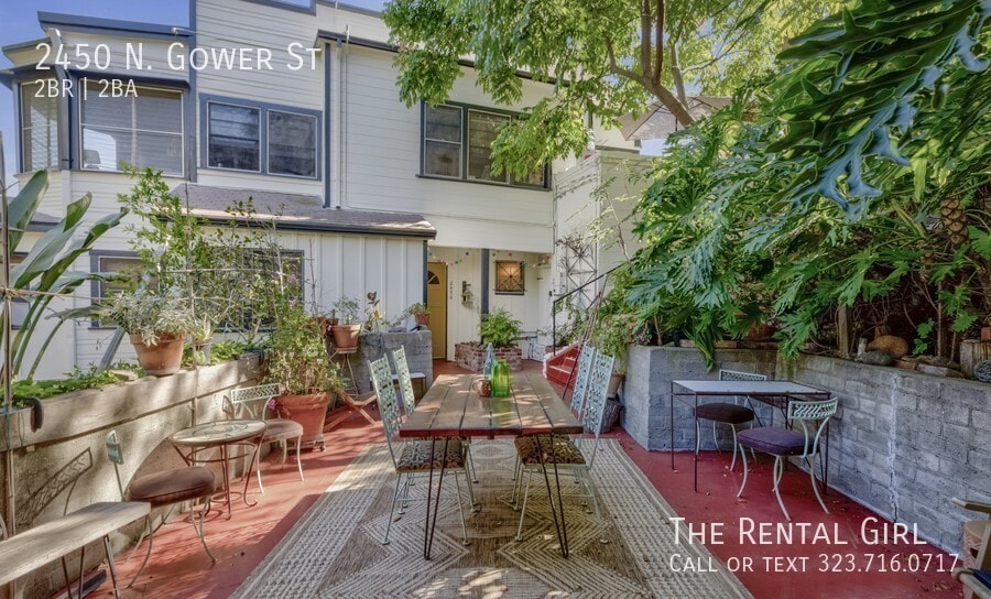Primary Photo - 2450 N Gower St
