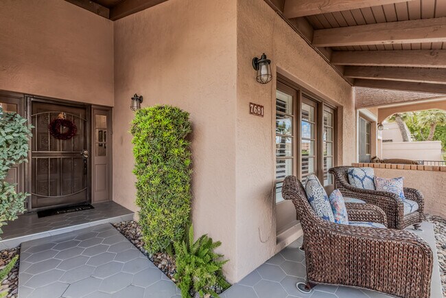 Foto del edificio - Total remodel in Santa Fe in McCormick Ranch