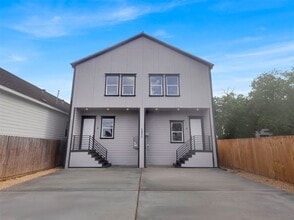 Building Photo - 1311 E 33rd St