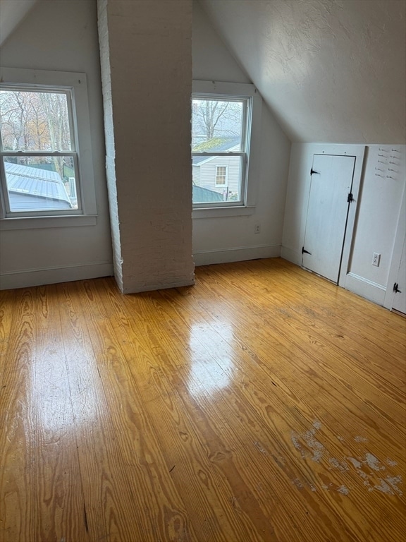 Foto del edificio - 967 Bedford St