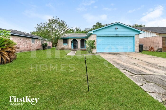 Foto principal - 12811 Claygate Dr