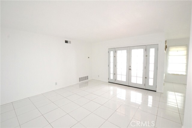 Building Photo - 5 Lemon Grove