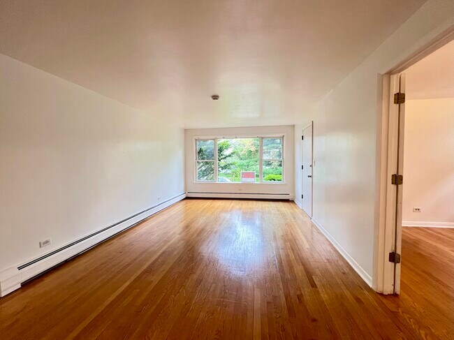 Foto del edificio - 4848 W Warner Ave