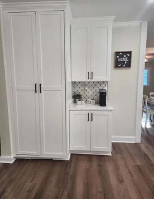 Foto del edificio - Fully Renovated 3 Bedroom 2 Bath Home in Forest Acres