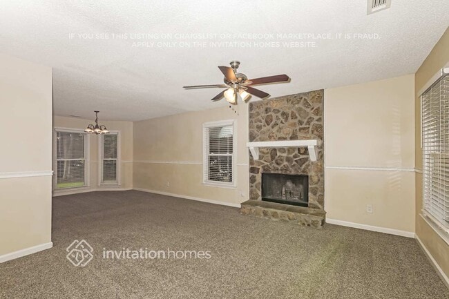 Building Photo - 100 Pepperwood Dr