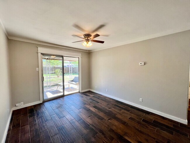 Foto del edificio - Application Received - **MOVE IN SPECIAL!*...