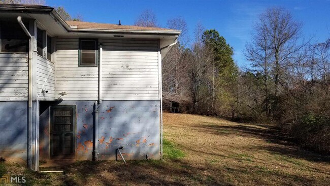 Building Photo - 1781 Plunkett Rd