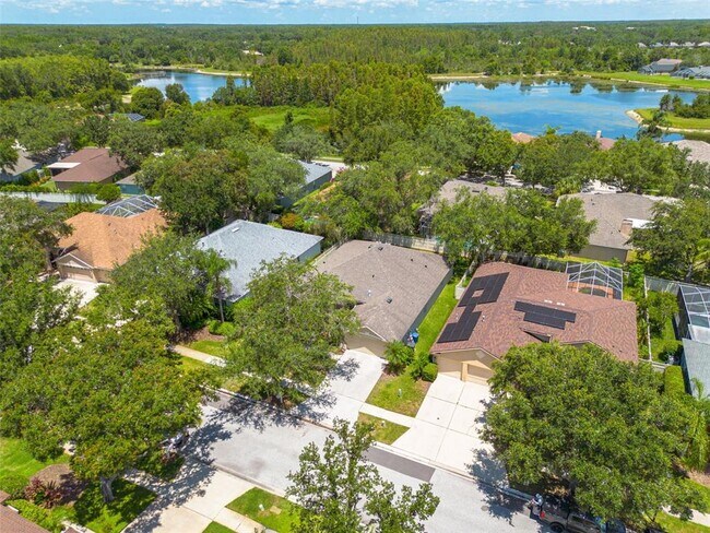 Foto del edificio - 9418 Azalea Ridge Cir