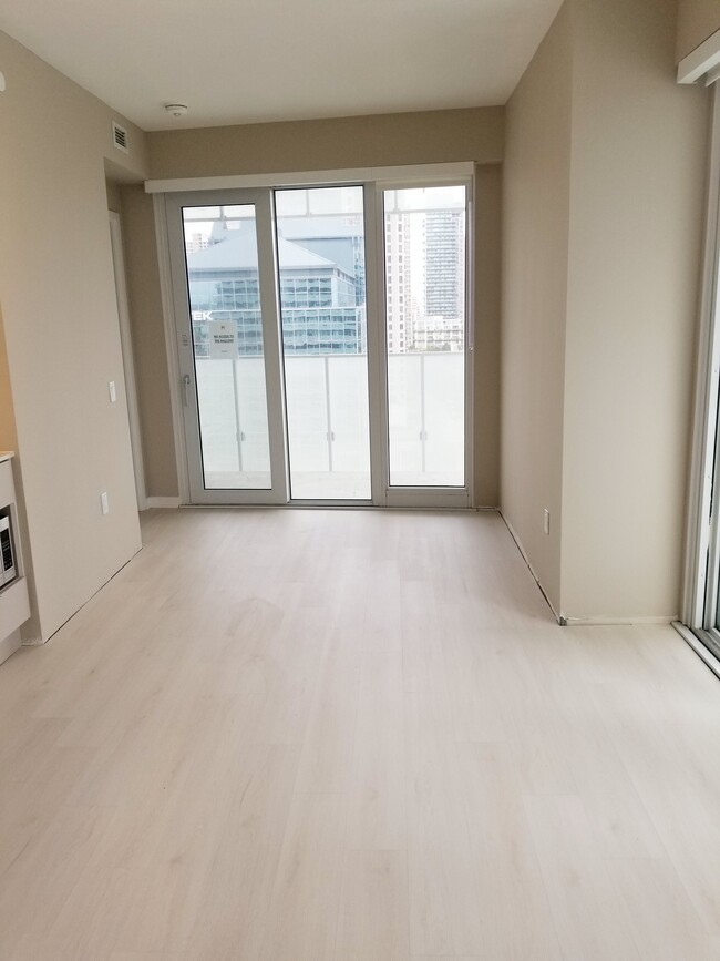Building Photo - 3900 Confederation Pky