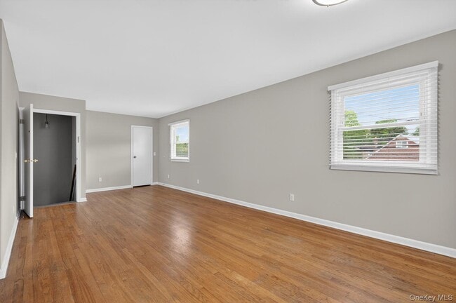 Building Photo - 68 Graywood Rd