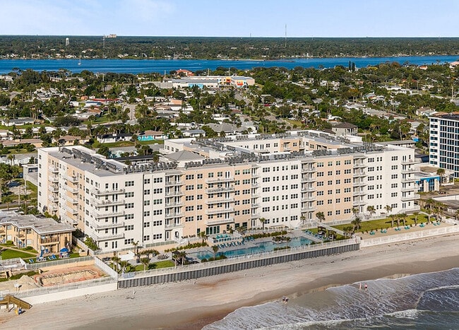Building Photo - Triton Cay - Daytona Apartments