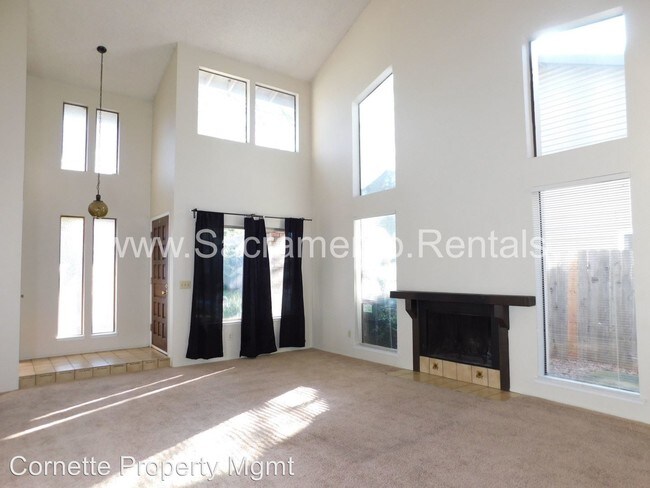 Building Photo - 3 br, 2 bath House - 5414 Elsinore Way