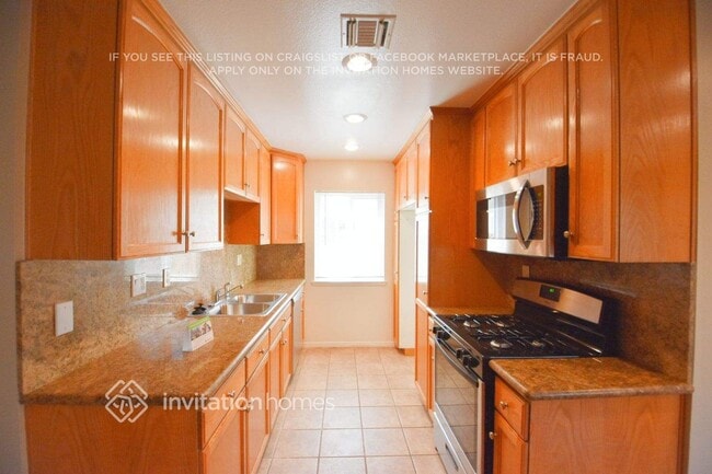 Building Photo - 22510 Festividad Dr