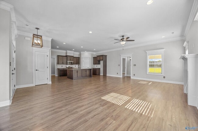 Building Photo - 17050 Stonegate Dr