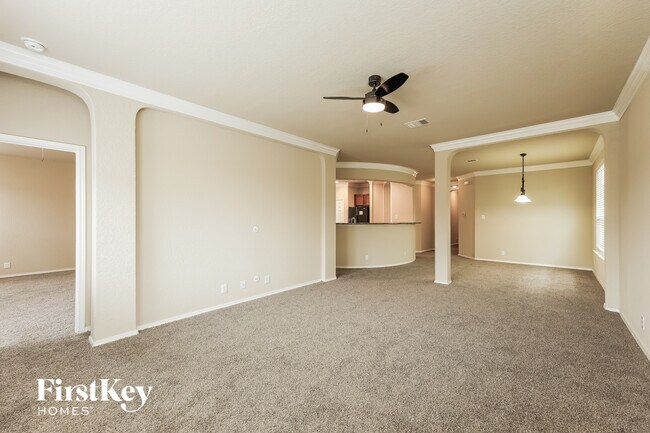 Building Photo - 10834 Mustang Oak Dr