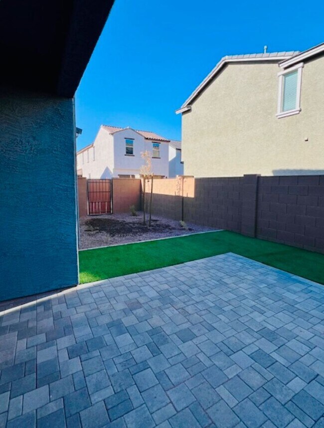 Foto del edificio - BRAND NEW HOME IN UNION PARK IN PHOENIX