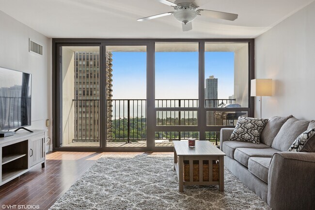 Foto del edificio - 1636 N Wells St
