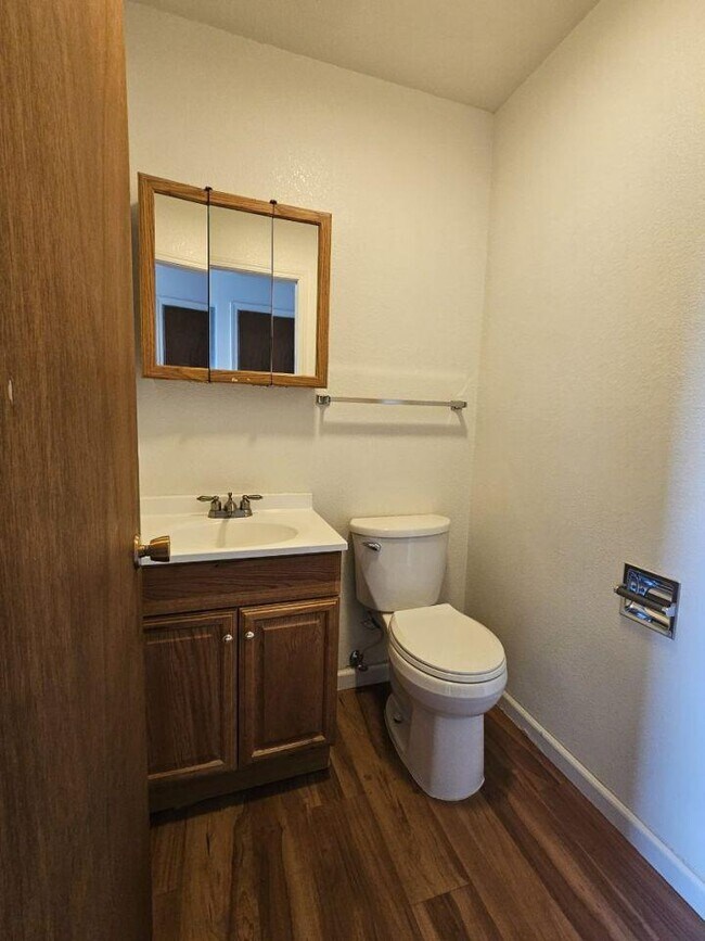 Building Photo - 3 bedroom in Billings MT 59102