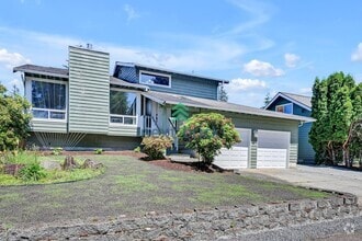 Building Photo - 2517 171st St SE