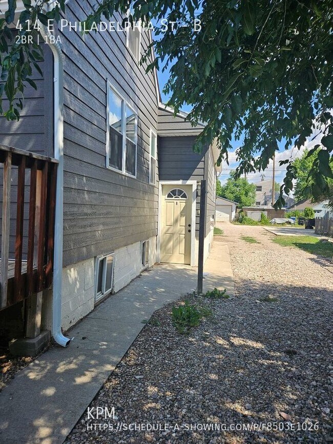 Foto del edificio - 2 BED | 1 BATH | BASEMENT APARTMENT | BASI...