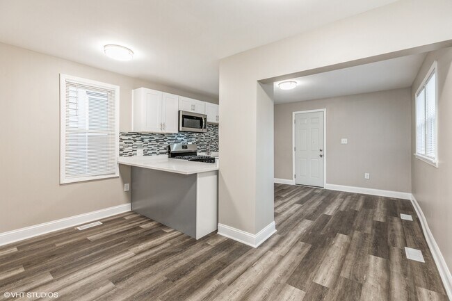 Foto del edificio - 9807 S Ave M