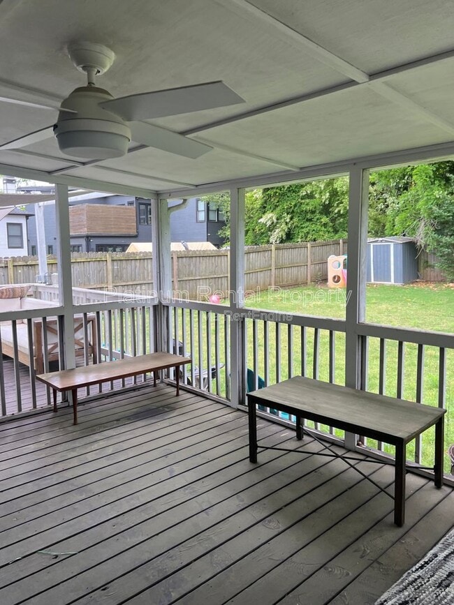 Photo - 149 Dahlgren St SE House