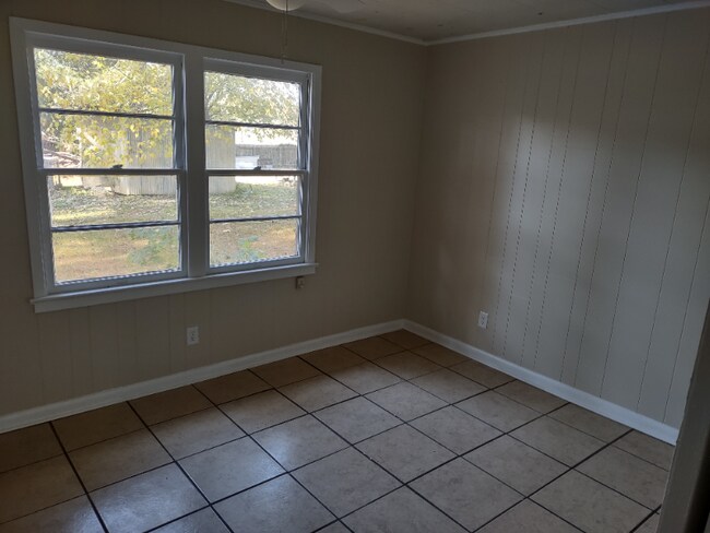 Building Photo - 125 Fairlane Dr