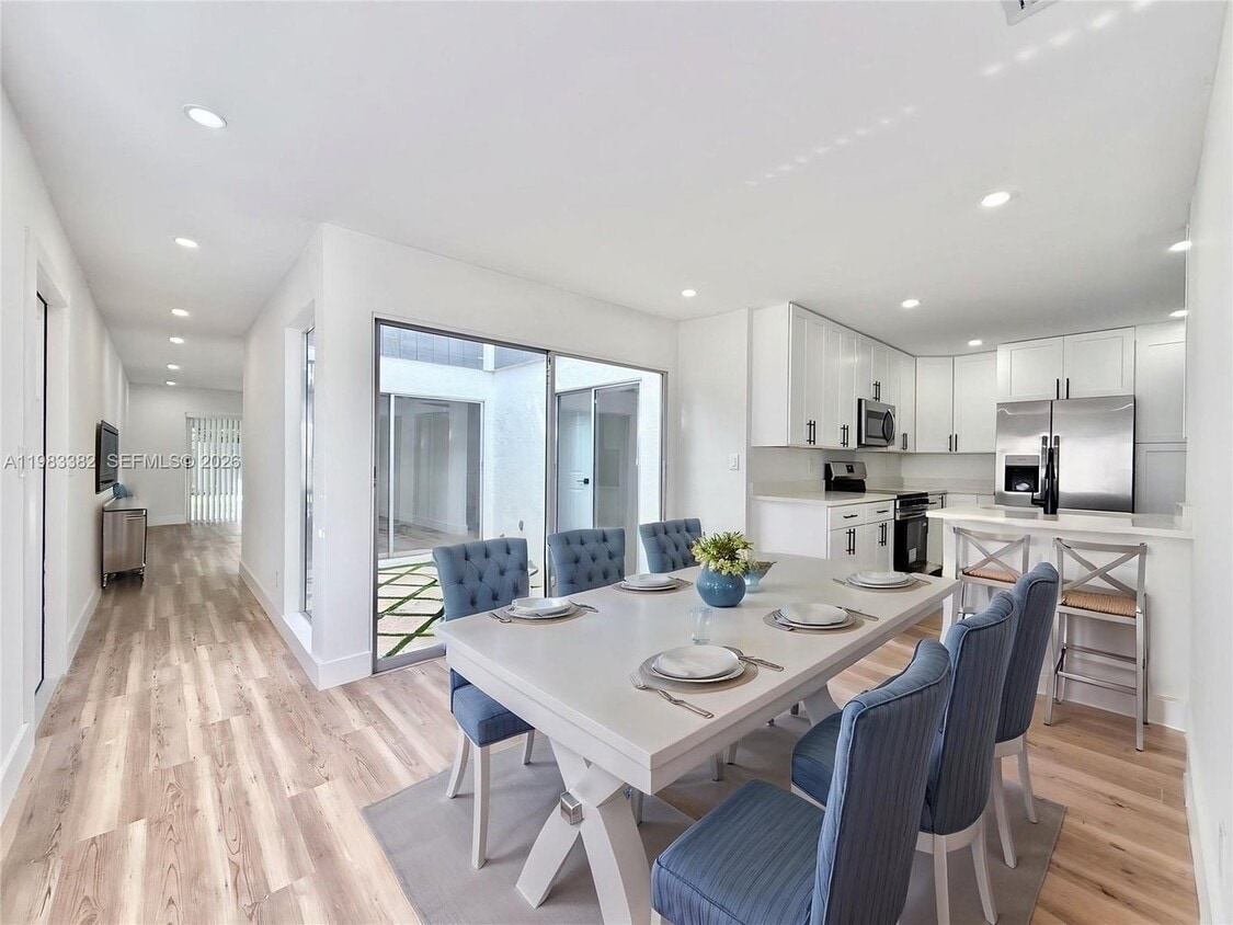 Photo - 5028 NW 6th St (Delray Beach, FL)