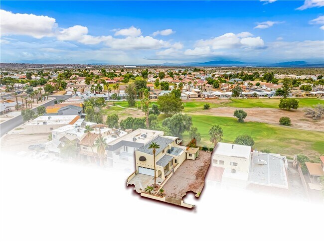 Building Photo - 2687 Country Club Dr