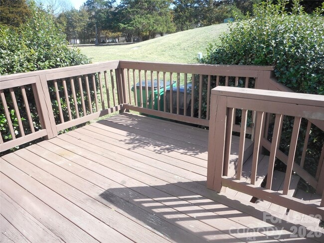 Building Photo - 8235 Circle Tree Ln