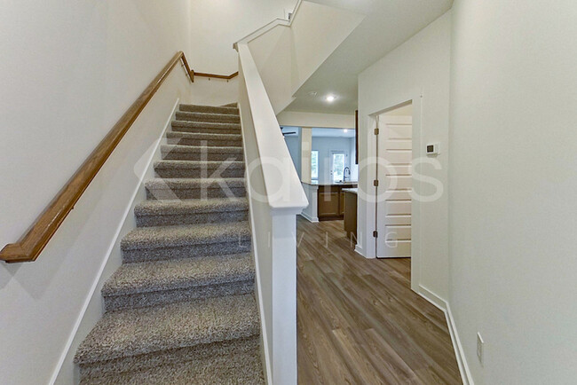 Building Photo - 6124 Taramore Ln NW