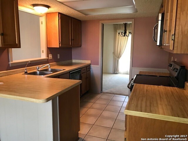 Foto del edificio - 13851 Susancrest Dr