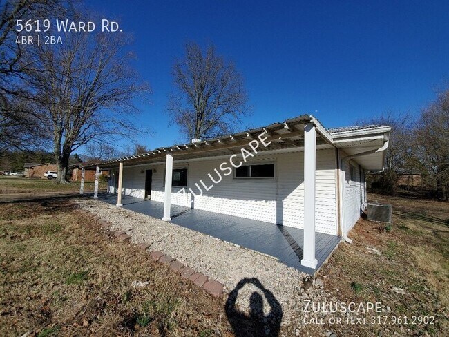 Foto del edificio - 5619 Ward / 4 bed 2 bath home in Evansvill...