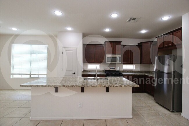 Foto del edificio - 2980 E Ridgewood Ln