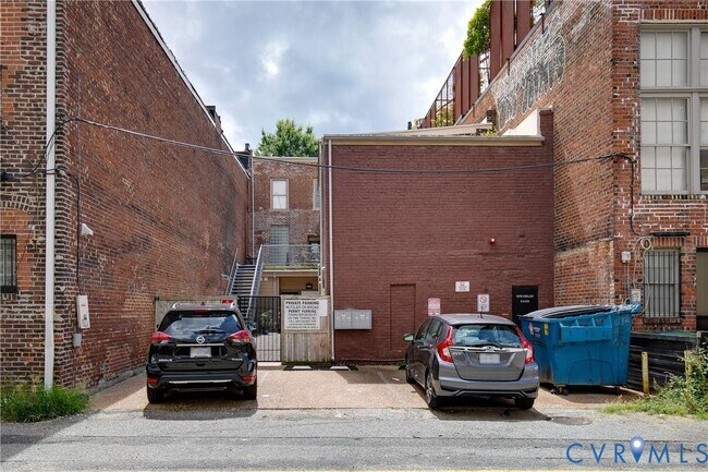 Foto del edificio - 306 E Broad St