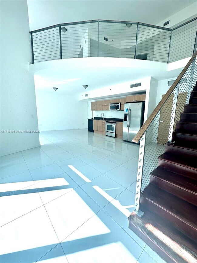 Foto del edificio - 350 S Miami Ave