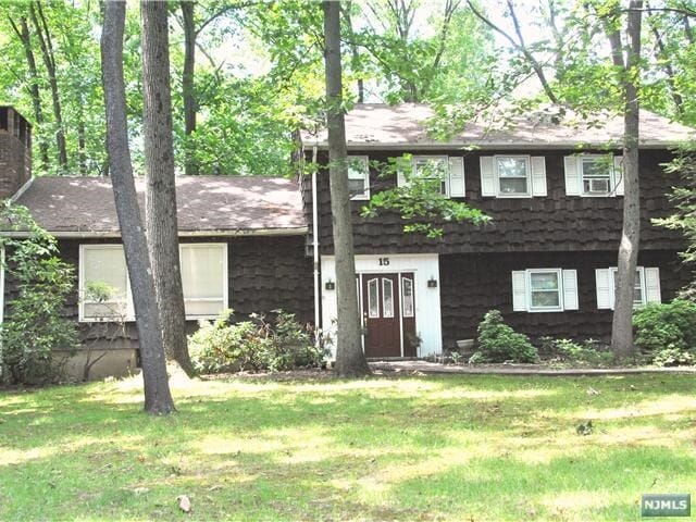 Primary Photo - 15 Dorotockeys Ln