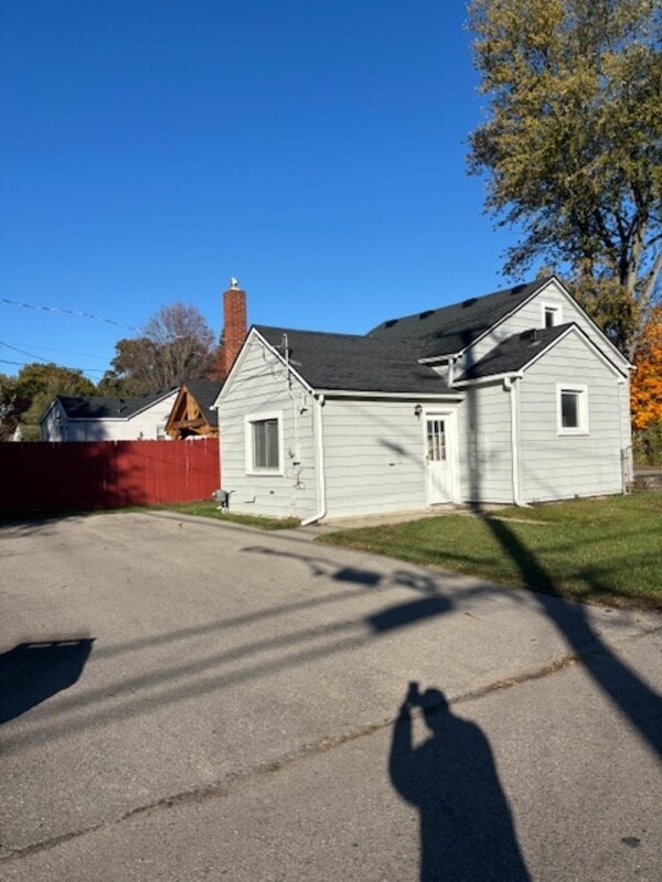 Foto del edificio - 35807 Schley Ave