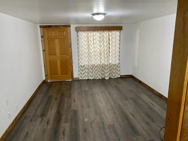 Building Photo - 622 Washakie St