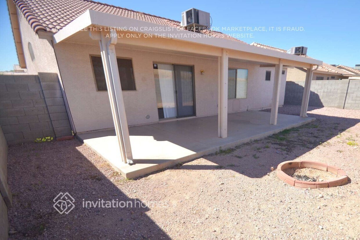 Foto del edificio - 8703 N 112th Ave