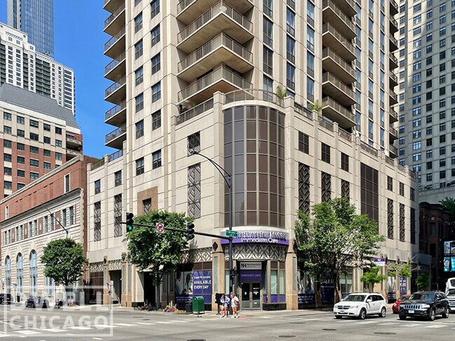 Foto del edificio - 650 N Dearborn St
