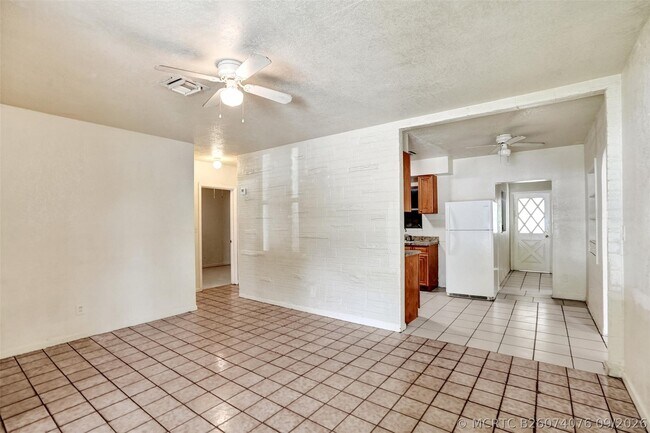 Foto del edificio - 1318 NW 11th Pl