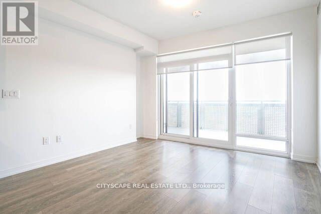 Photo du bâtiment - 2520 Eglinton Ave W
