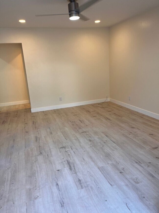 Foto del edificio - 3234 Ashford St