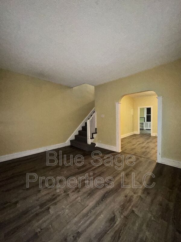 Foto del edificio - 906 Coates St